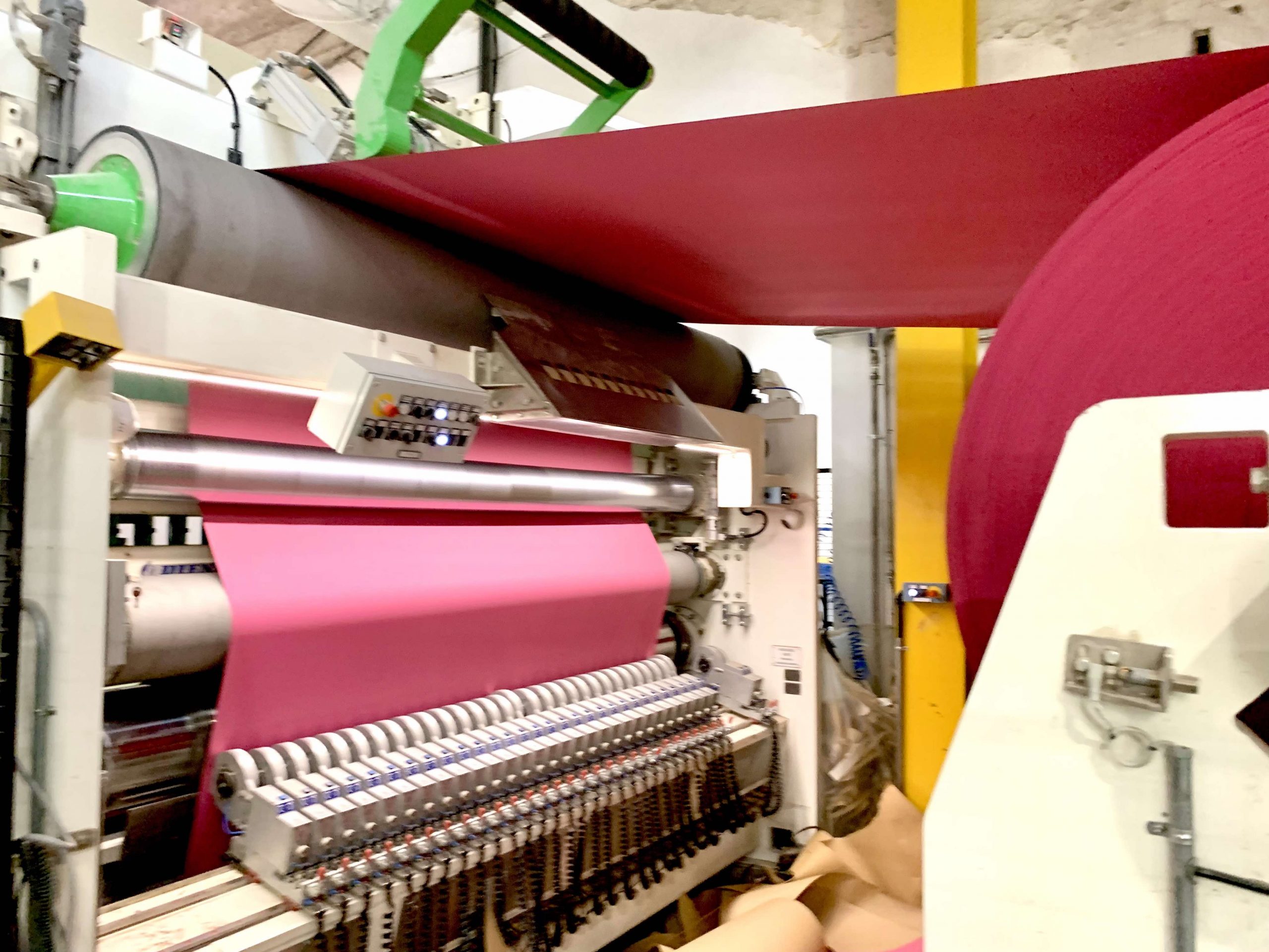 Tovagliette americane di carta fucsia da 500 fogli - immagine 4